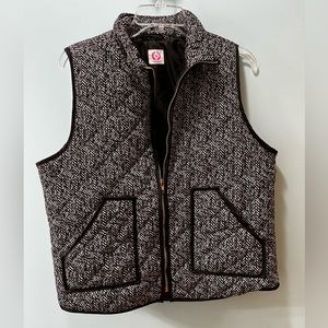 Black and white detail vest